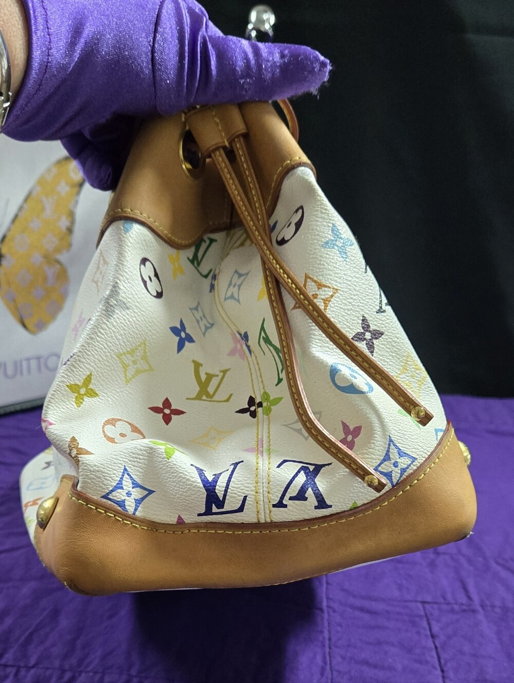 Louis Vuitton Murakami Ursula Multicolor Monogram White Canvas Tote - Picture 4 of 16